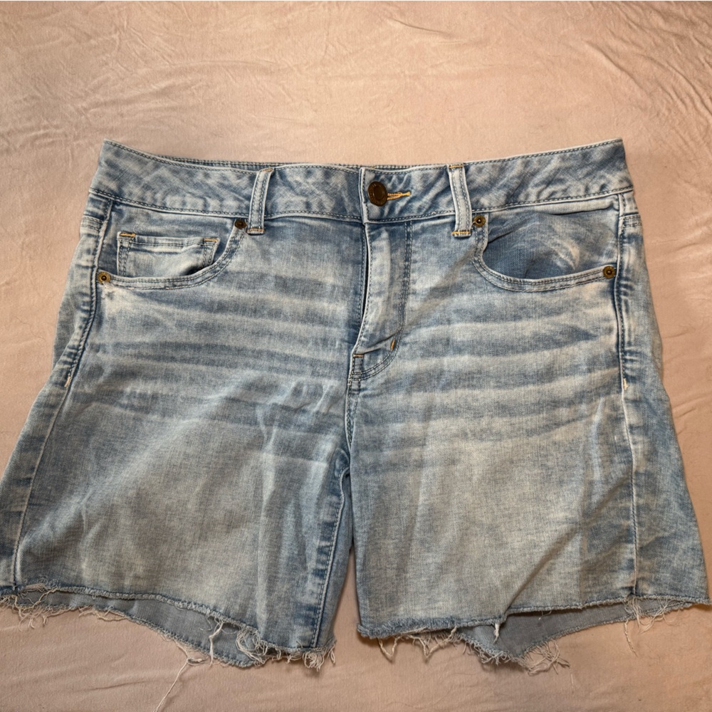 American Eagle Outfitters Light Wash Denim Jean Shorts